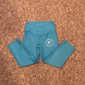 Alphalete crop leggings